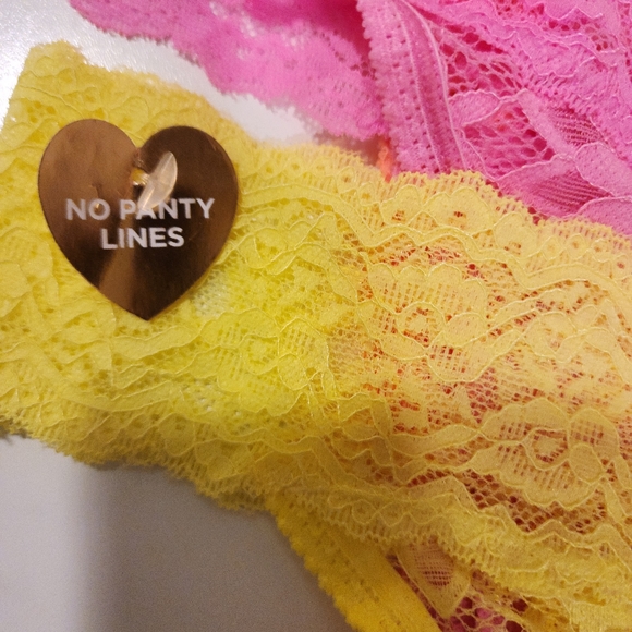 Juicy Couture NWT Thong Panties - Picture 6 of 7